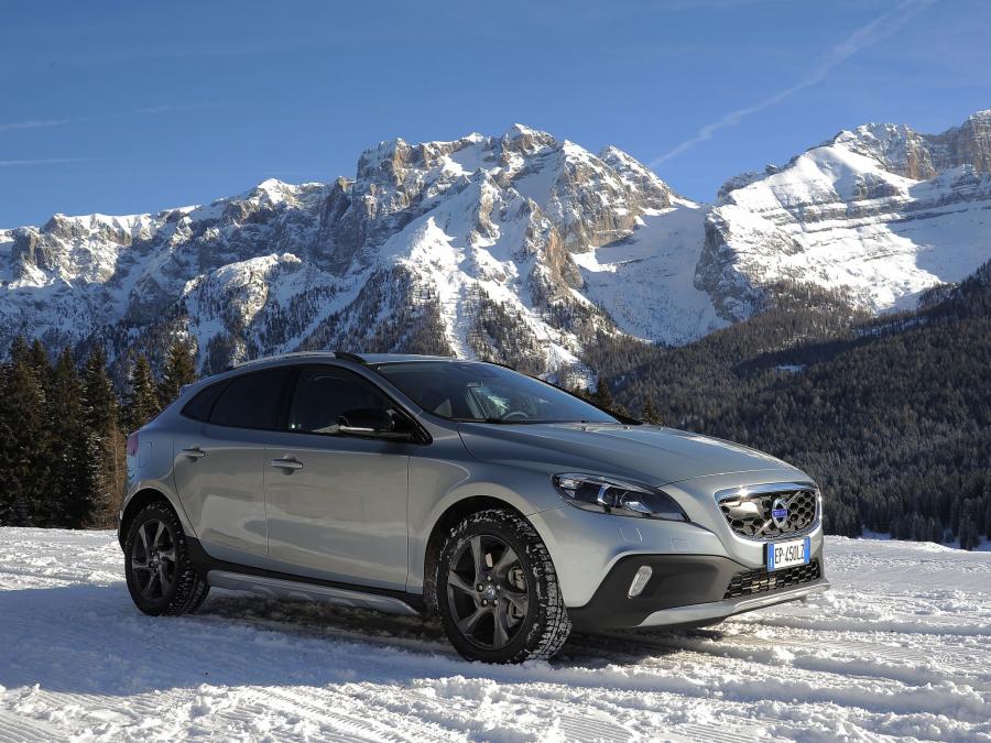  Volvo V40 Cross Country D4 2012 года  (фото 20 из 20)